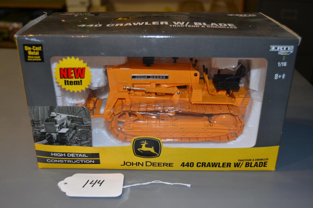 diecast JD highly detailed "440" crawler & blade  W/box