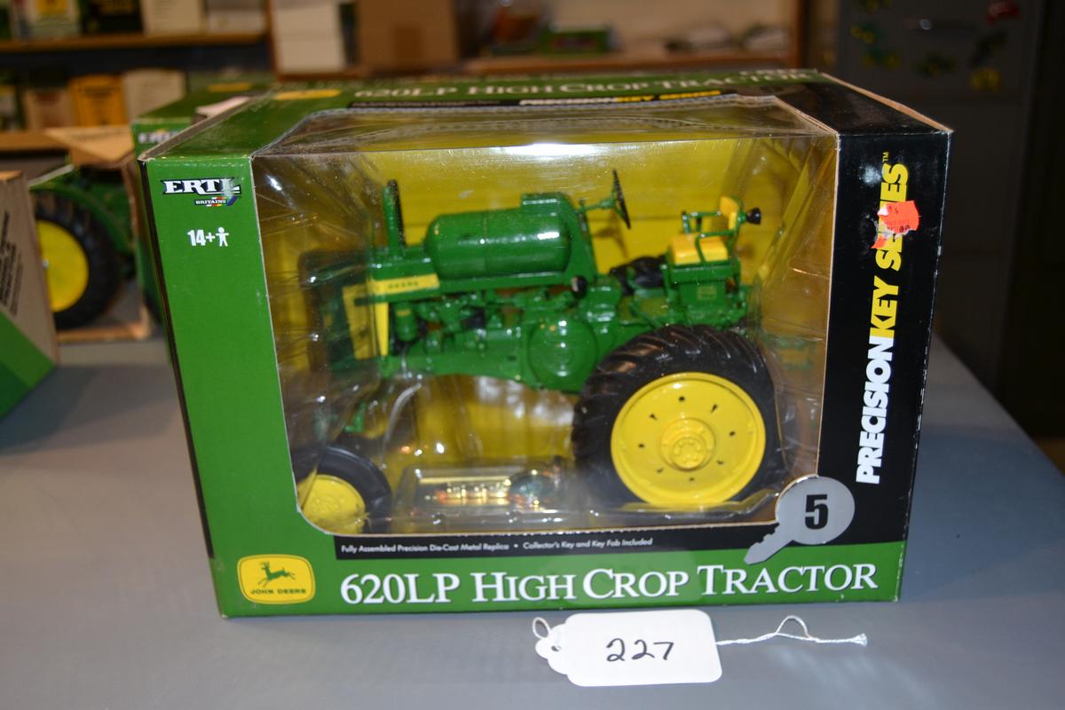 precision key series - diecast JD "620 LP" hi-crop tractor + KBL disc  W/box