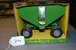 diecast JD gravity wagon W/box