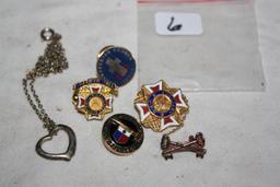 (5) Vintage Pins