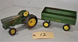 Diecast JD tractor & wagon