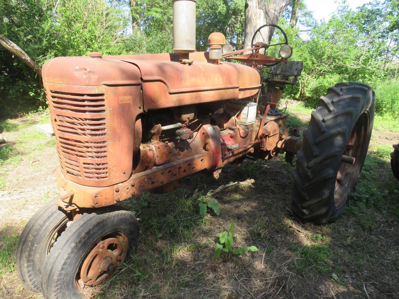 IH Farmall M Tractor