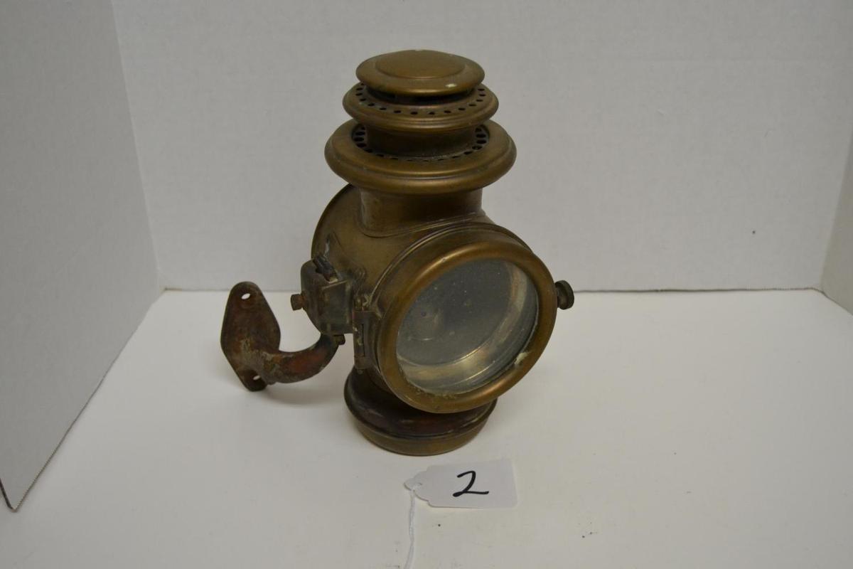 Brass automotive gas lamp