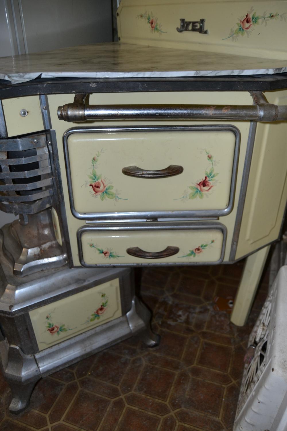 Jyel cast iron porcelain wood cook stove