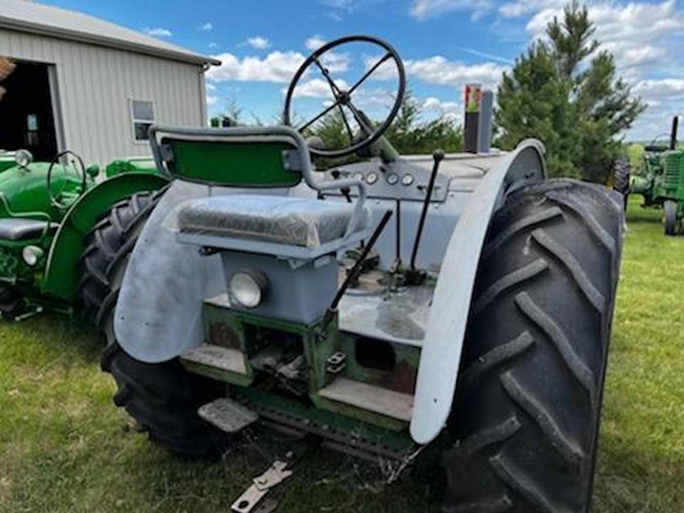 1950 JOHN DEERE MODEL R