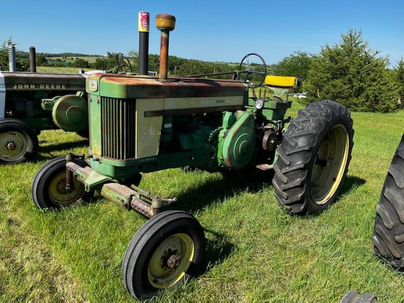 1957 JOHN DEERE 720 DIESEL WIDE FRONT