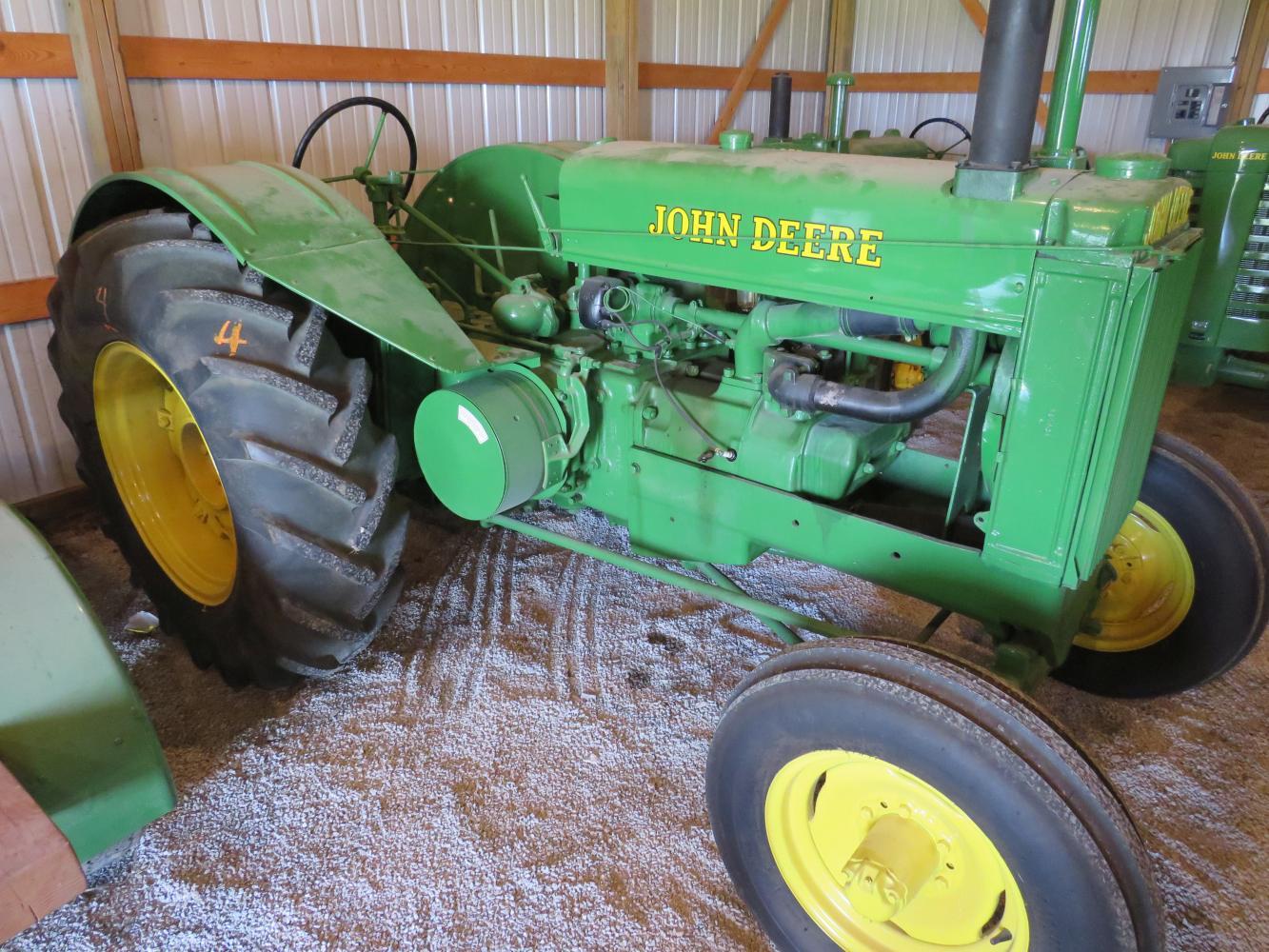 JOHN DEERE 1945  MODEL AR