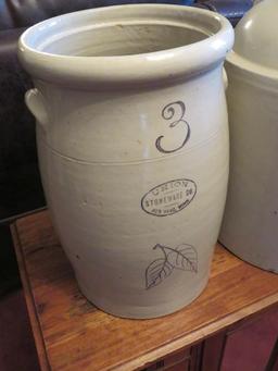 Pre 1915 3 gallon Union stoneware butter churn