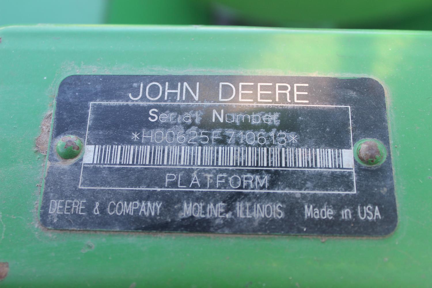John Deere  625F. Full Finger Auger, Single Point Hook Up