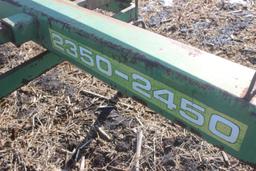 John Deere 2350-2450 Moldboard Plow, 7 Bottom