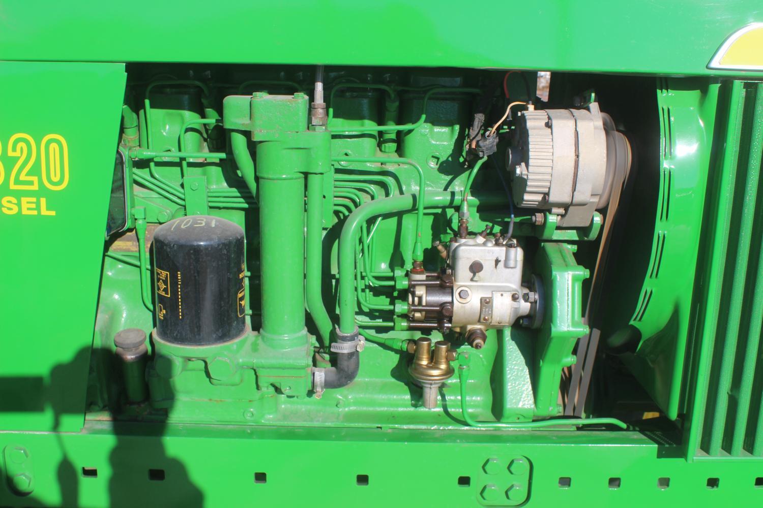 1972 John Deere 4320 Tractor, 1067 hours Diesel Engine