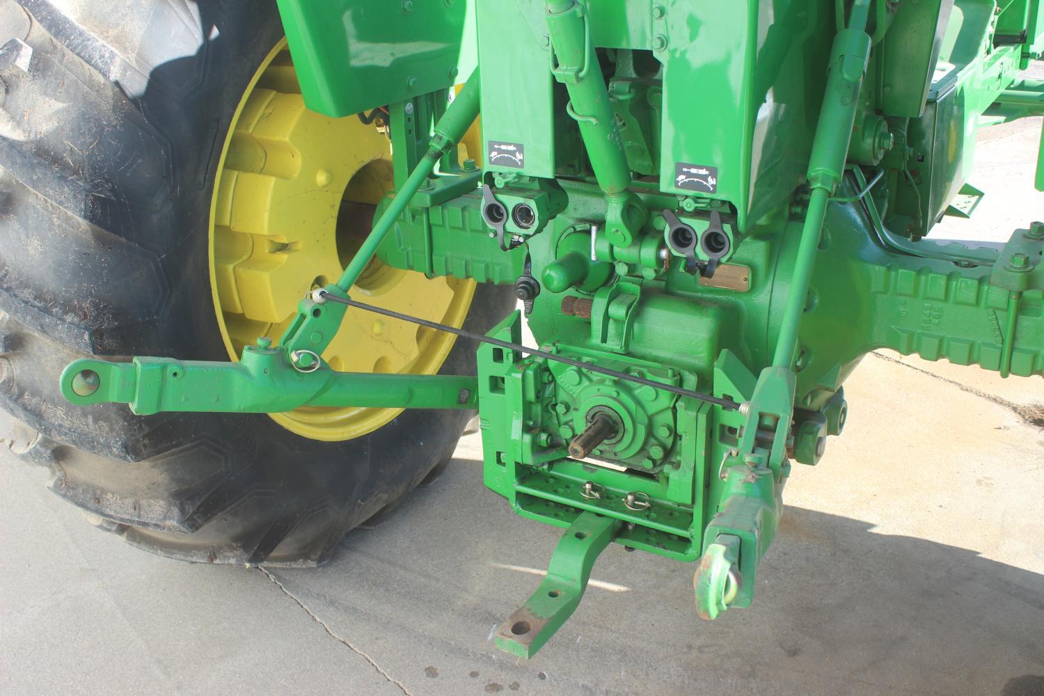 1972 John Deere 4320 Tractor, 1067 hours Diesel Engine