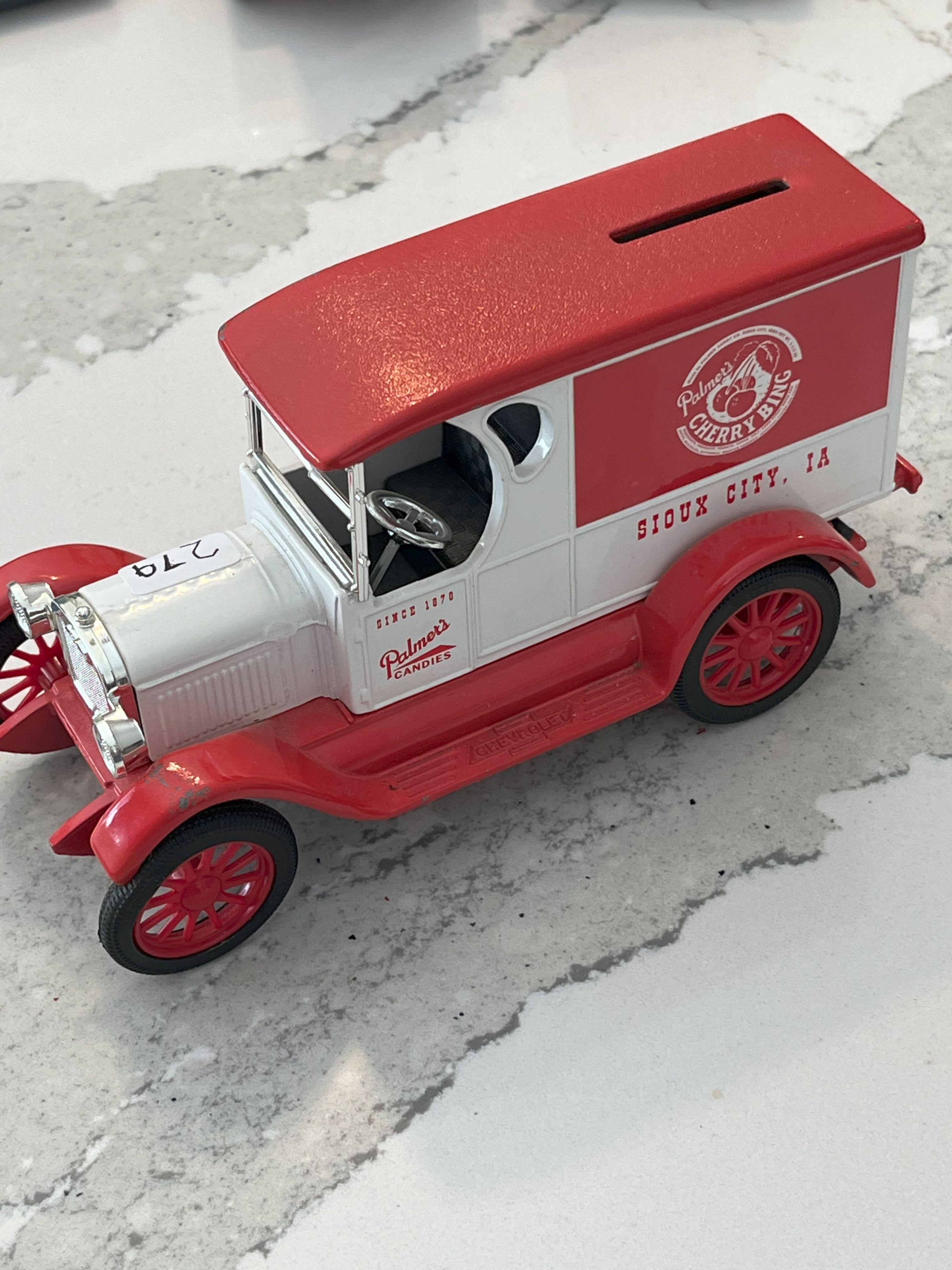 Ertl Palmer Candy Truck Bank - Sioux City