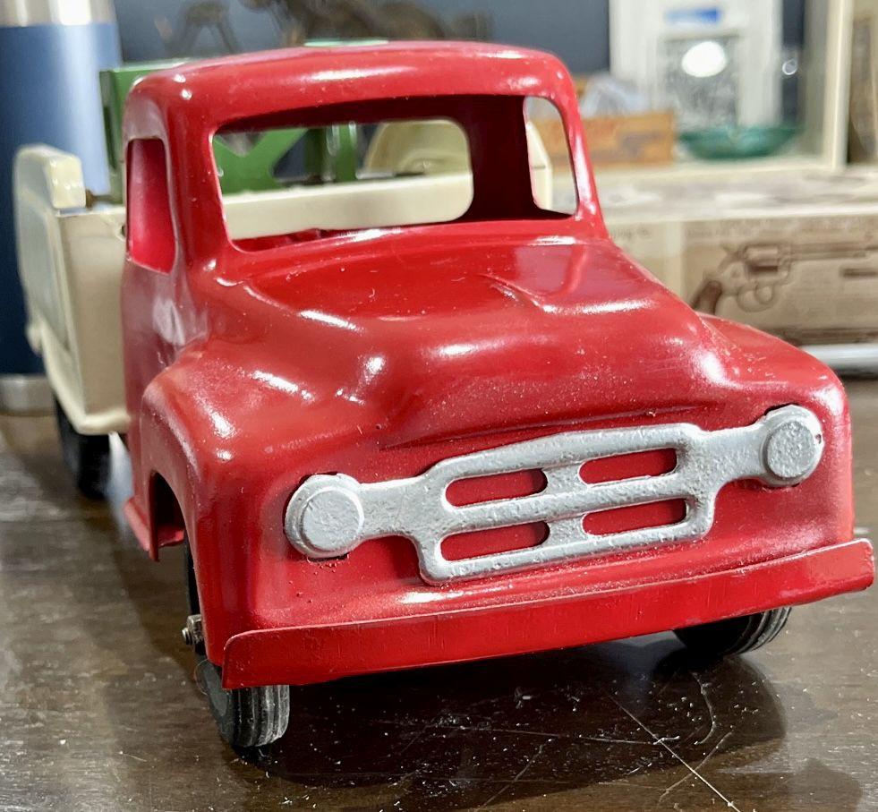 Vintage Buddy L Wrecker Truck