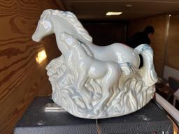 Horse and Foal 1960s TV lamp - works great