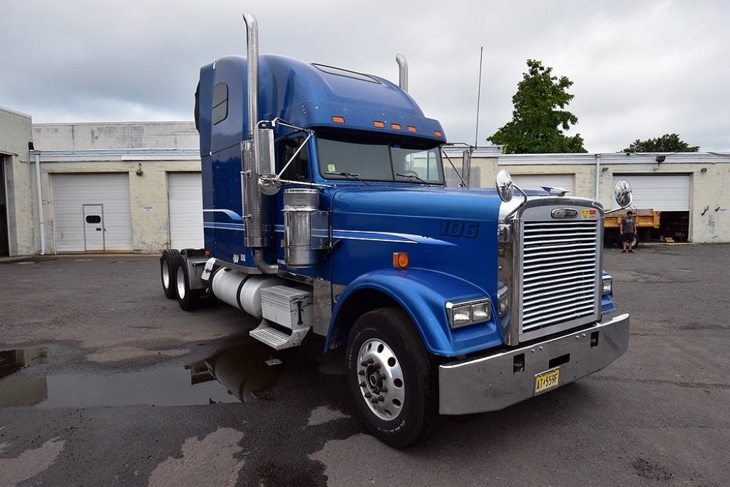 2005 Freightliner Classic Xl