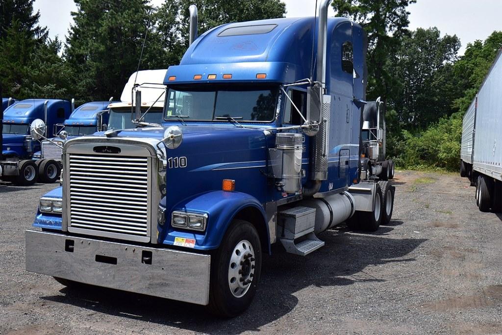 2004 Freightliner Classic Xl Truck Tractor