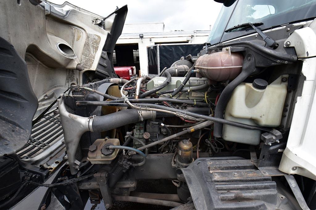 2006 Freightliner Classic XL