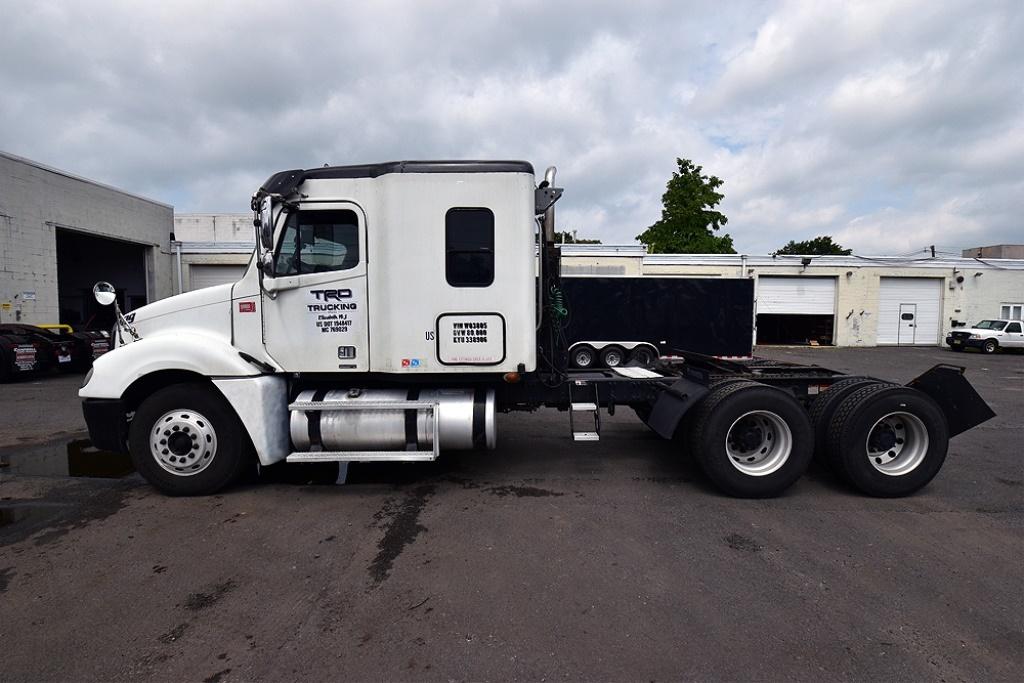 2006 Freightliner Classic XL