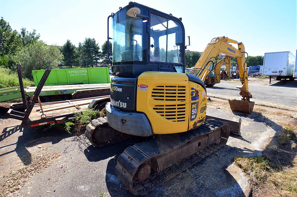 Komatsu Model: PC50MR-2 Mini Hydraulic Excavator