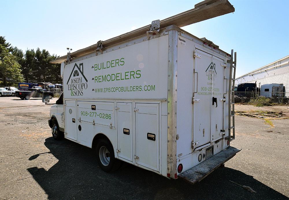 2006 Chevrolet Express 3500 Service Truck