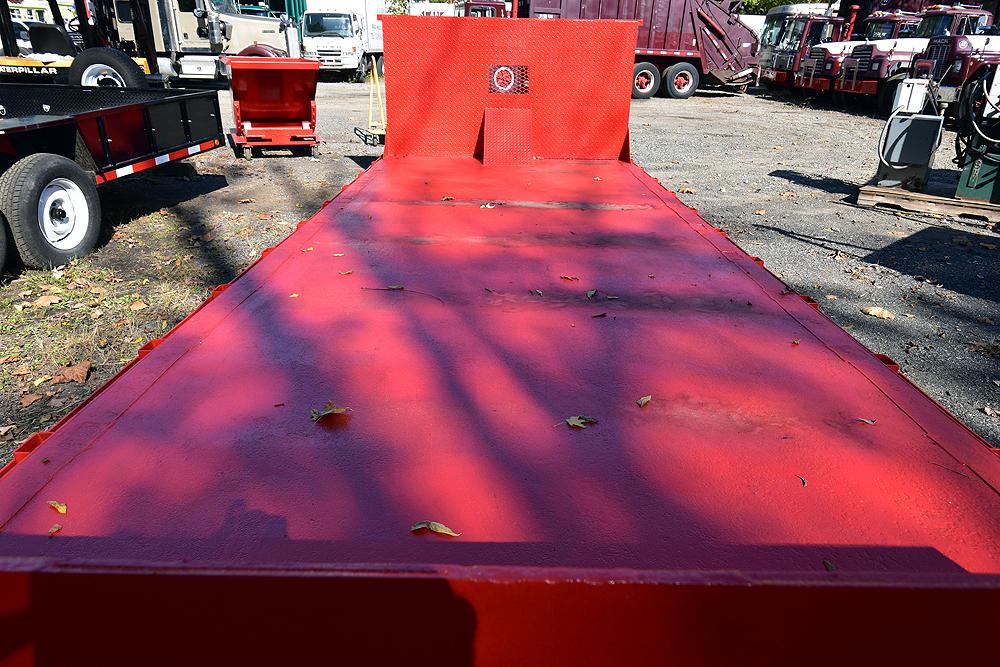 22' L. x 8' W. Cable Style Hook-Up Roll-off Flat Bed Sled w/48" Bulk Head, 28" Rear Fold Down Ramp