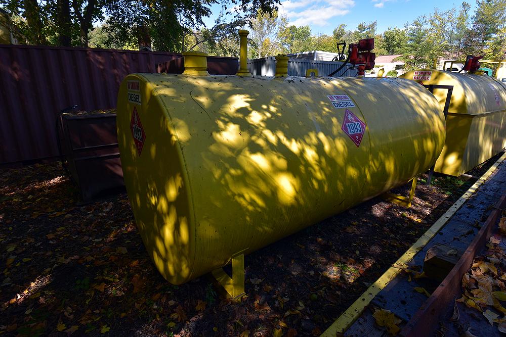 2,000 Gal. Single Wall Storage Tank w/Standard Volume Fuel Pump