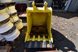 Geith 36" Excavator Bucket