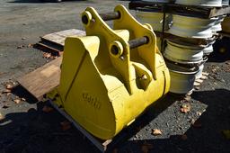 Geith 36" Excavator Bucket