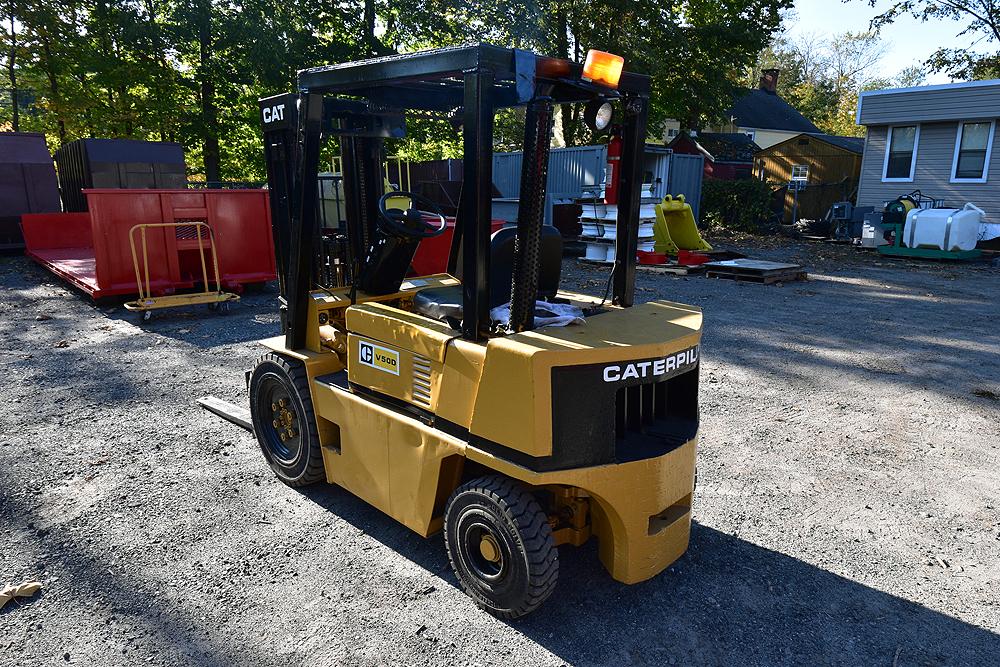 1986 5,000 Lb. Caterpillar V50D Diesel Forklift