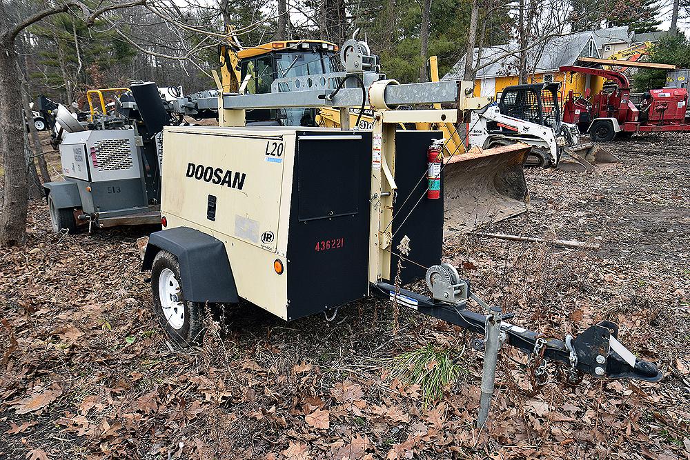 2012 Doosan L20 Portable Light Generator