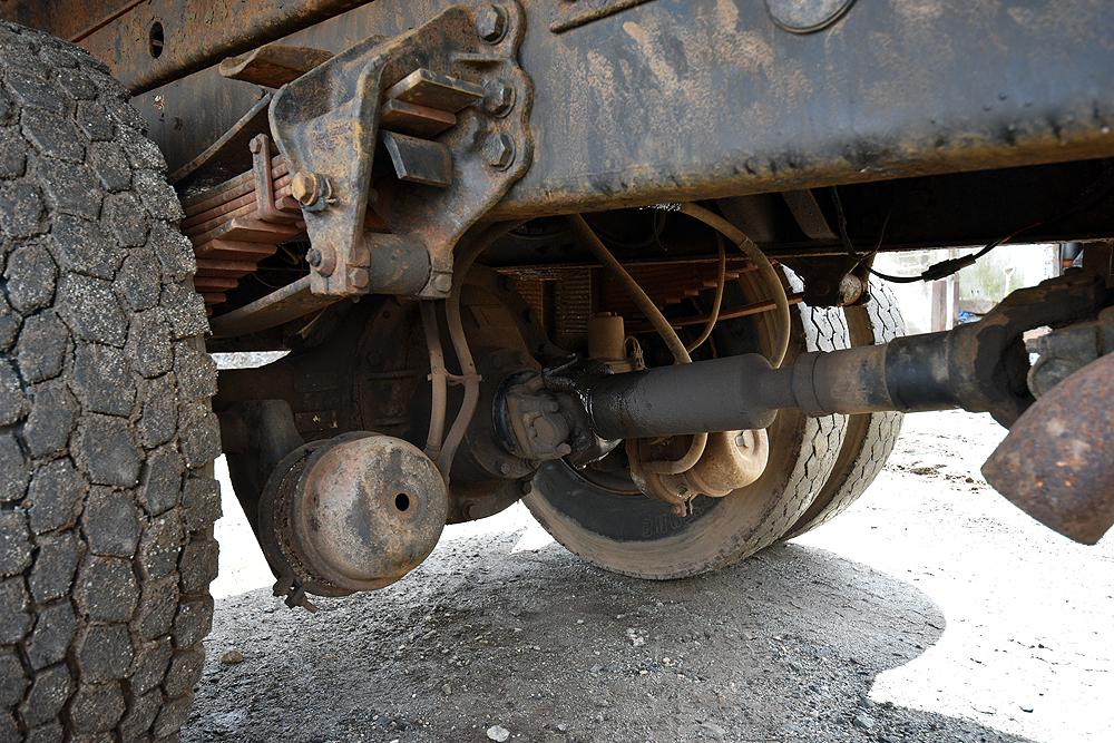 1998 Ford F-800 Single Axle Dump Truck