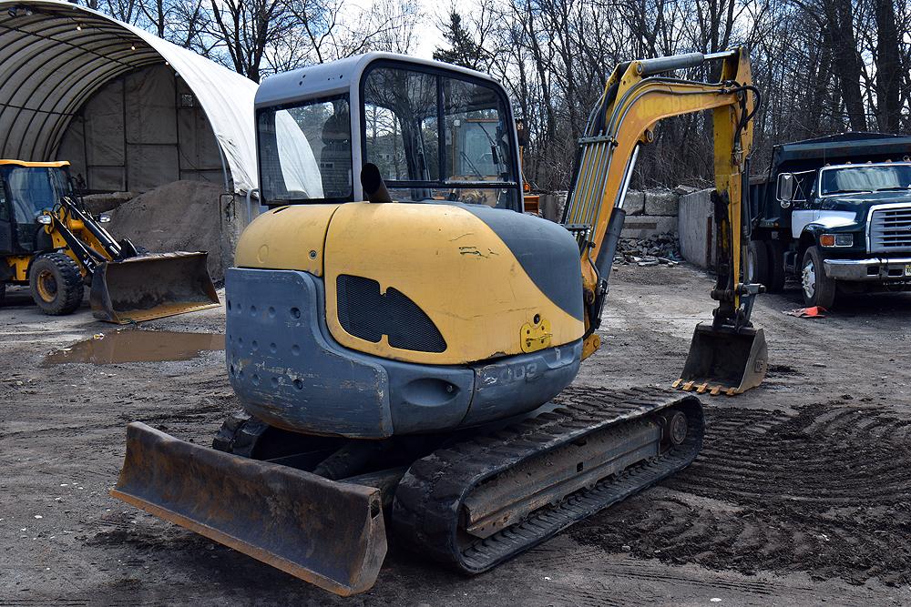 Mustang ME6003RD Mini Excavator