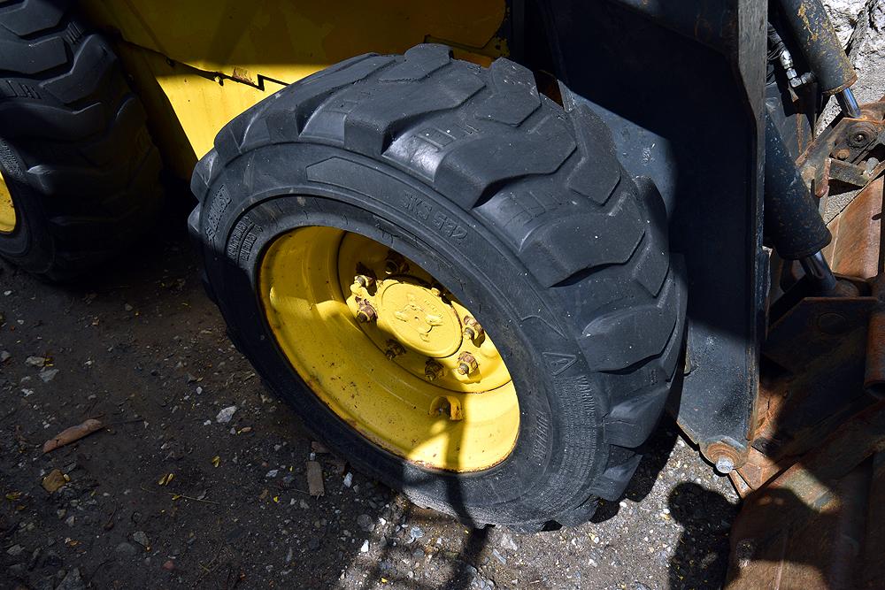 New Holland LS170 Turbo Skid Steer