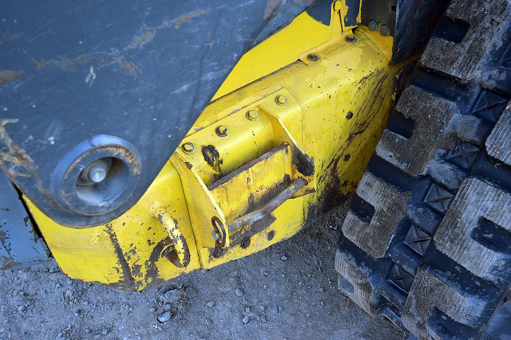 2009 New Holland C175 Skid Steer