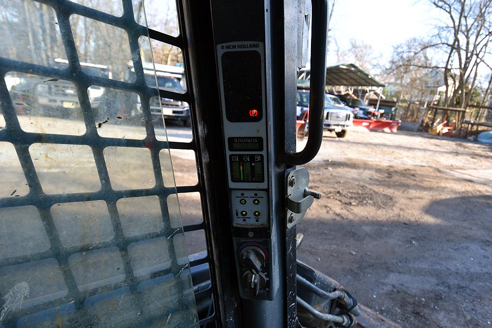 2009 New Holland C175 Skid Steer