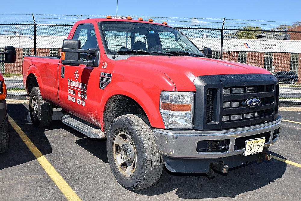 2009 Ford F-350 XL 4WD Pickup Truck