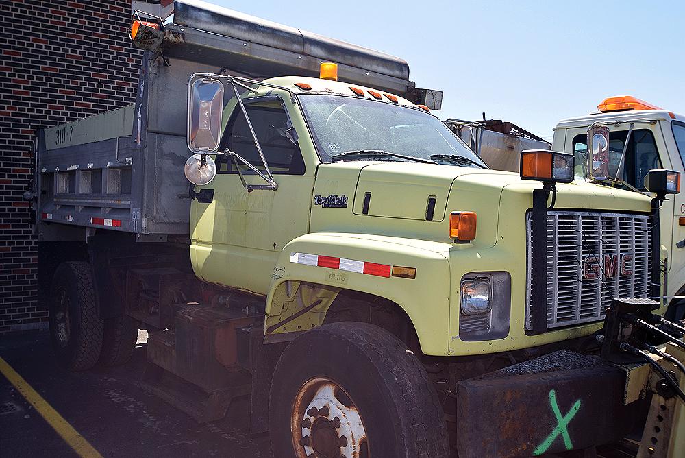 1996 GM Top Kick, Diesel Dump Truck