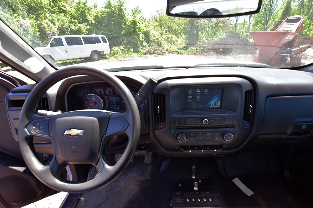 2018 Chevrolet 3500HD Silverado Flat Bed Truck