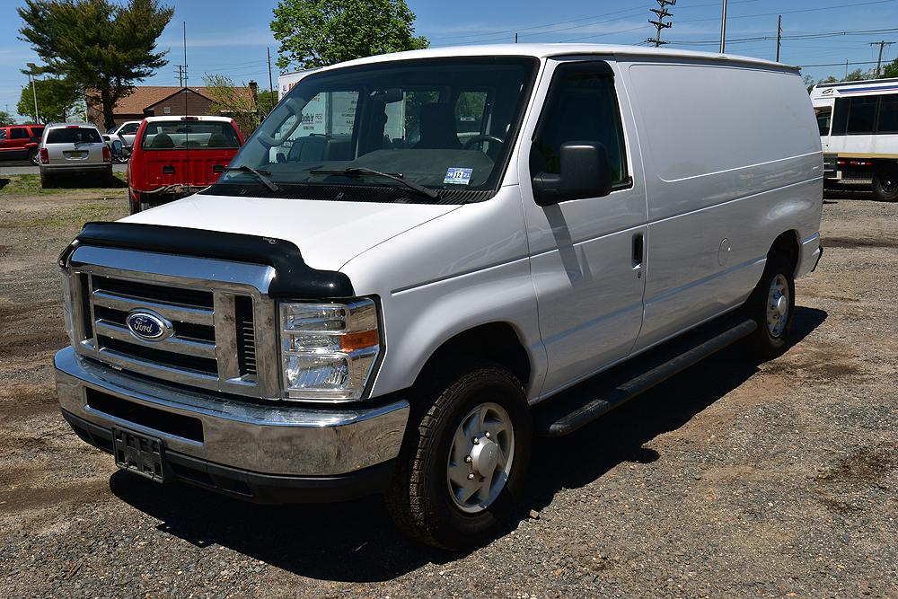 2014 Ford E-250 Commercial Van