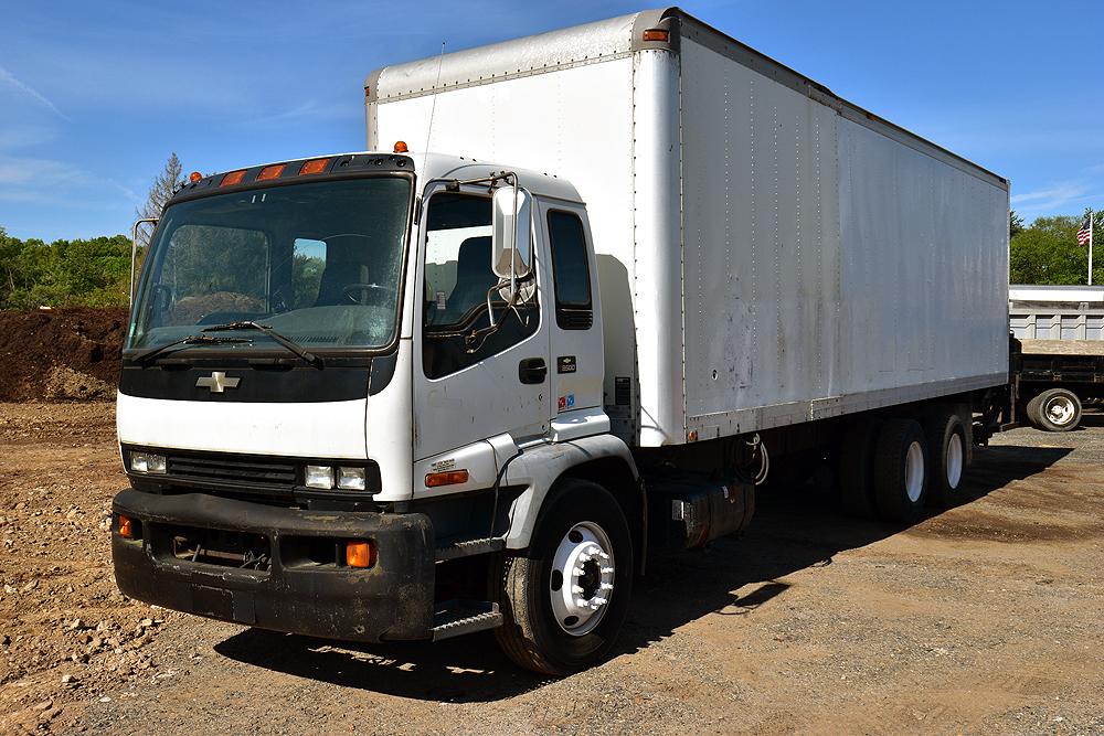 2005 Chevrolet T8500 Tandem Axle Box Truck