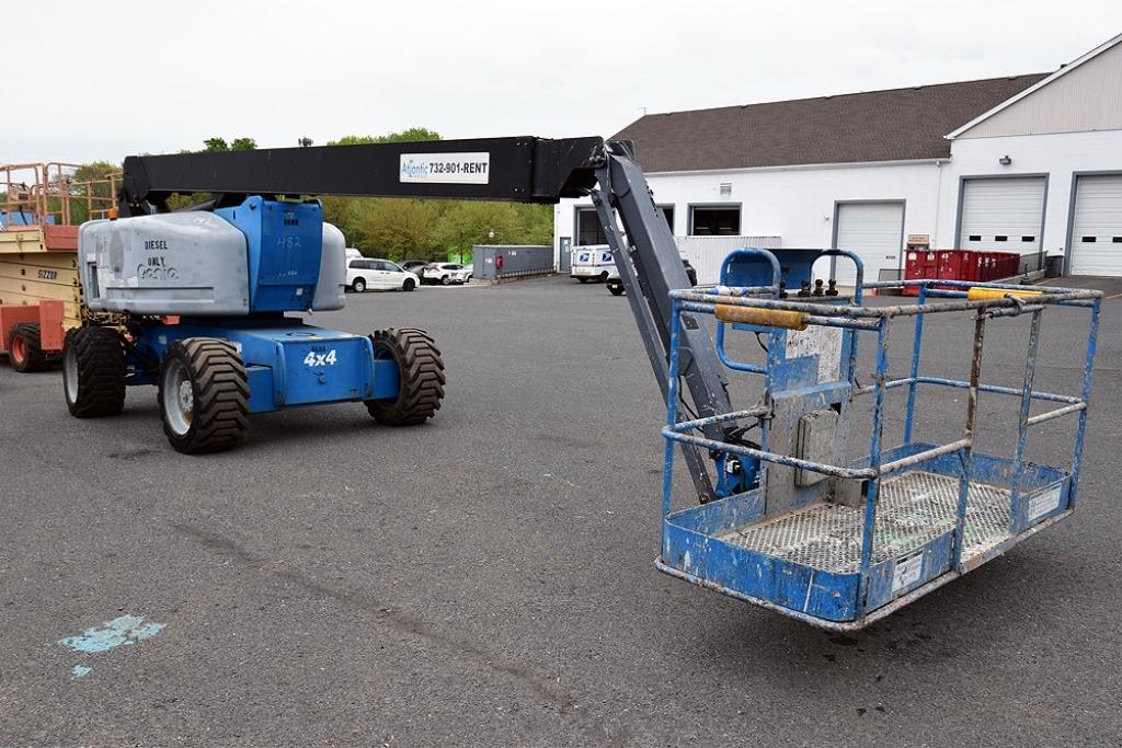 Genie Z-80/60 Boom Lift