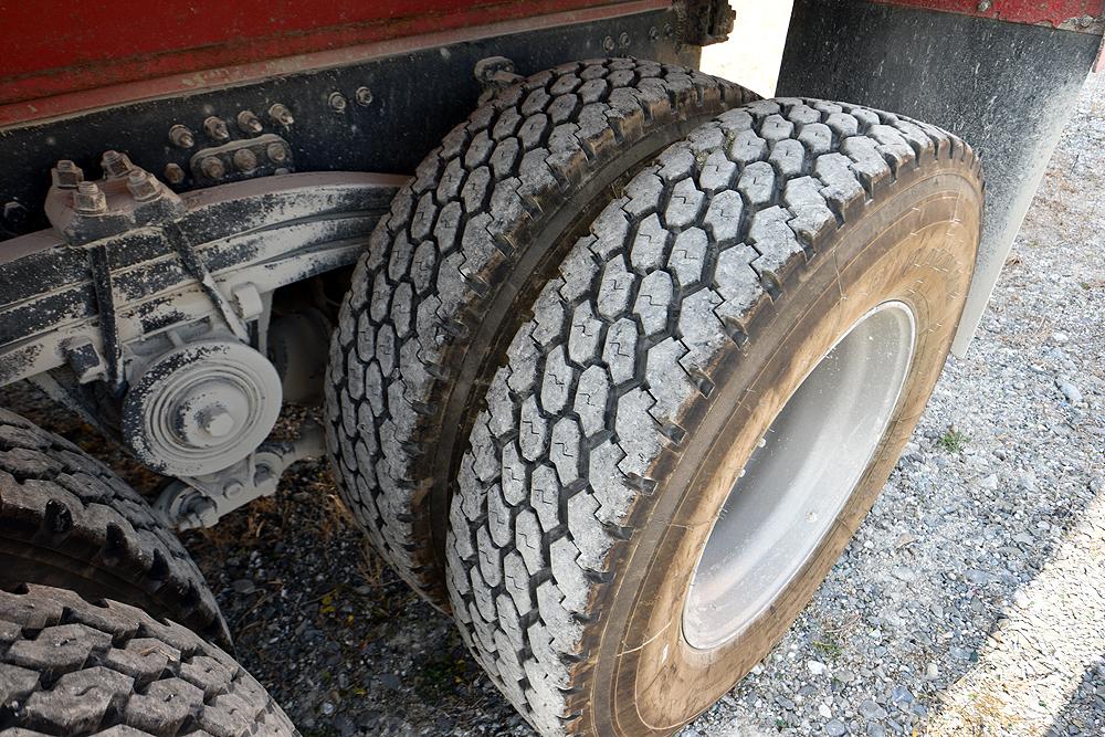 2016 Volvo VHD Dump Truck