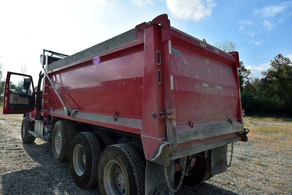 2016 Volvo VHD Dump Truck