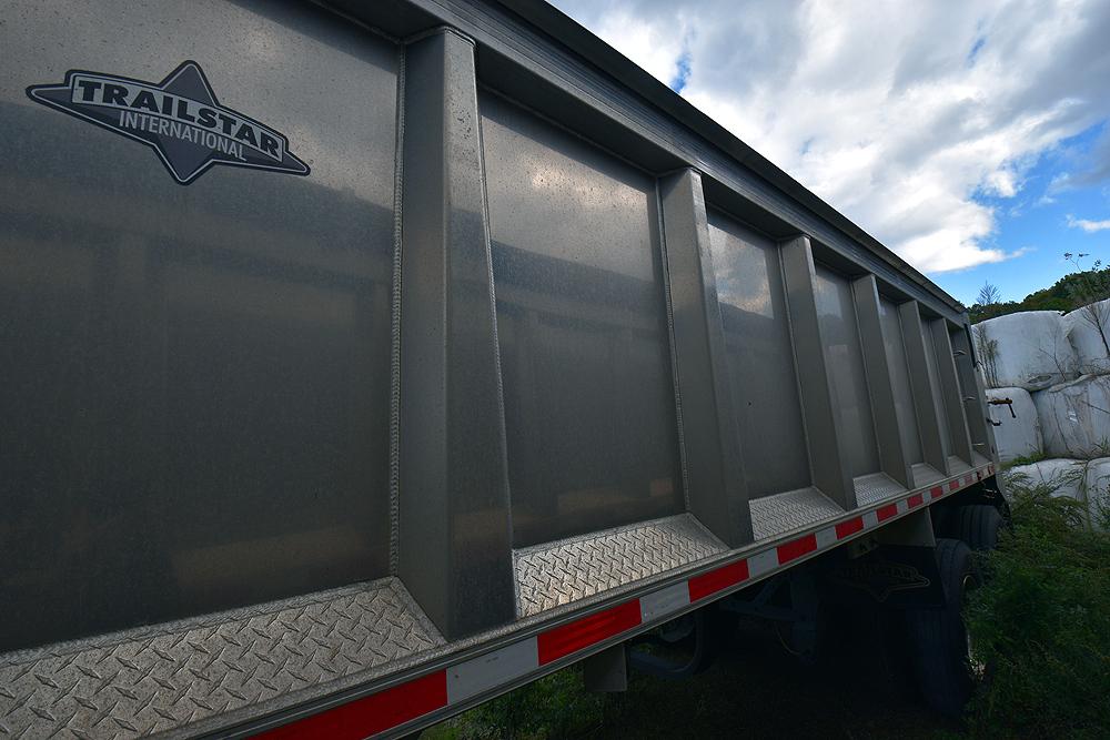 2017 Trailstar 60 Cubic Yard, Aluminum, End Dump Trailer