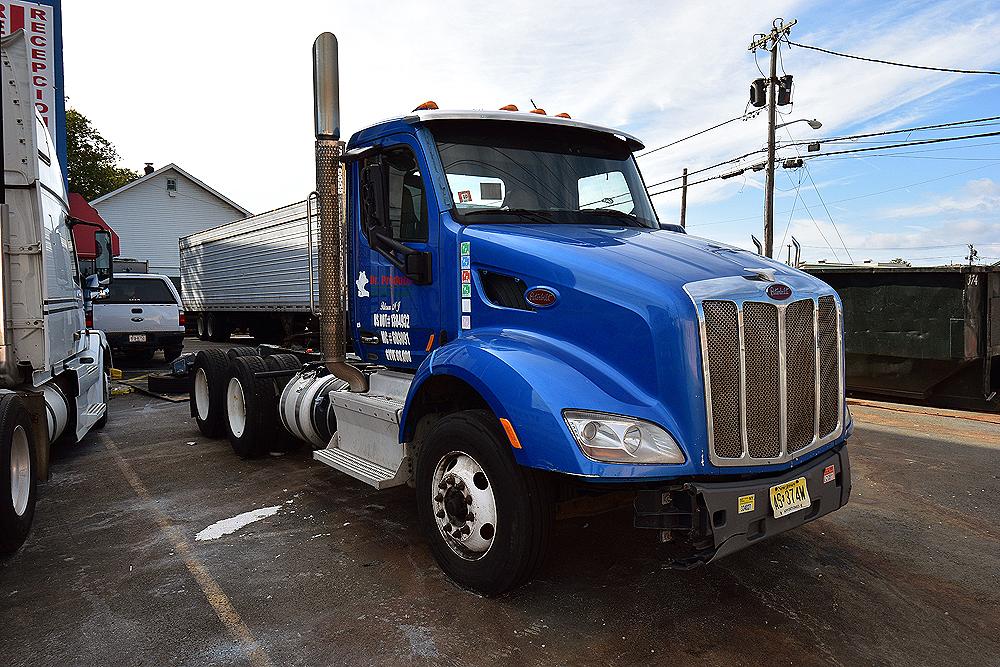 2016 Peterbilt 579 Truck Tractor