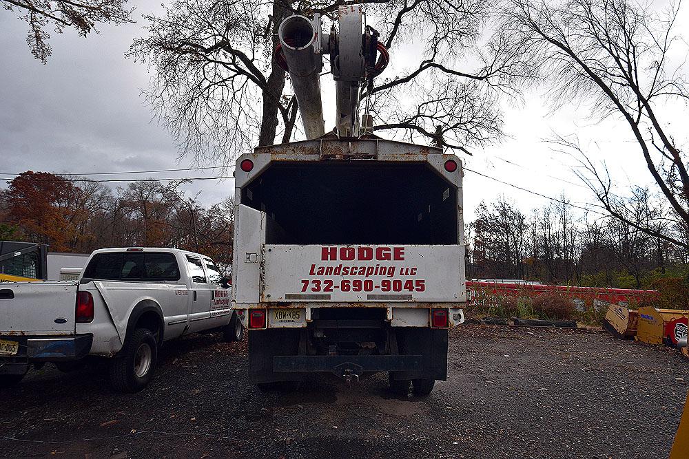 1997 Ford F800 Forestry Bucket Truck