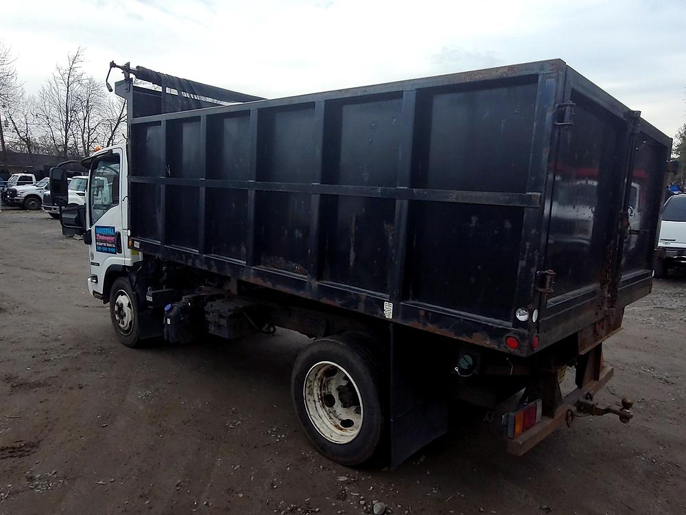 2014 Isuzu NQR Diesel Landscaper Dump