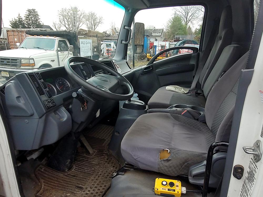 2014 Isuzu NQR Diesel Landscaper Dump