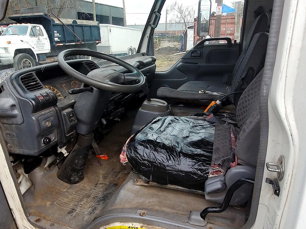 2006 Isuzu NQR Diesel Landscaper Dump